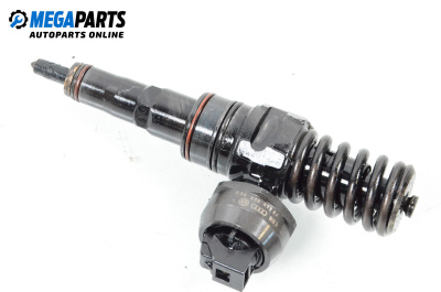 Diesel fuel injector for Volkswagen Passat IV Sedan B5.5 (10.2000 - 12.2005) 1.9 TDI, 101 hp, № 038130073AJ