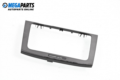 Zentralkonsole for Volkswagen Passat V Sedan B6 (03.2005 - 12.2010)