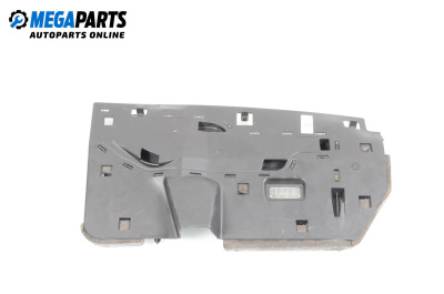 Interieur kunststoffbauteile unter dem armaturenbrett for Audi Q7 SUV I (03.2006 - 01.2016), 5 türen, suv