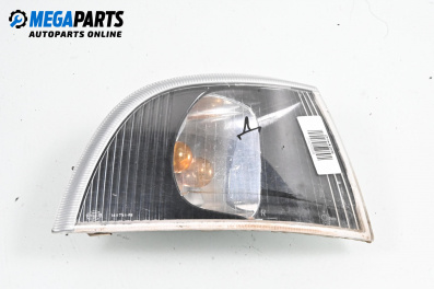 Blinklicht for Volvo V40 Estate (07.1995 - 06.2004), combi, position: rechts