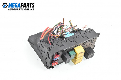 Fuse box for Mercedes-Benz C-Class Estate (S202) (06.1996 - 03.2001) C 250 T Turbo-D (202.188), 150 hp