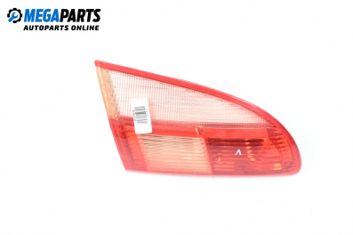 Inner tail light for Toyota Avensis I Station Wagon (09.1997 - 02.2003), station wagon, position: left