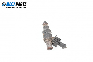 Gasoline fuel injector for Mercedes-Benz Vito Bus (638) (02.1996 - 07.2003) 113 2.0 (638.114, 638.194), 129 hp