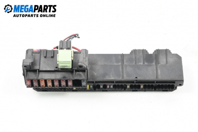 Sicherungskasten for BMW 5 Series E60 Sedan E60 (07.2003 - 03.2010) 530 d, 218 hp