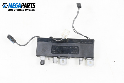 Amplificator antenă for BMW 7 Series E38 (10.1994 - 11.2001), № 65.25-8352774