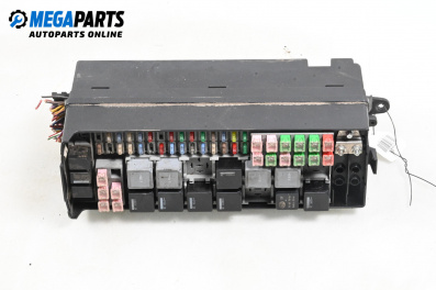 Fuse box for Land Rover Range Rover Sport I (02.2005 - 03.2013) 2.7 D 4x4, 190 hp
