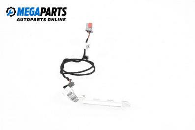 Antenna booster for Land Rover Range Rover IV SUV (08.2012 - ...)