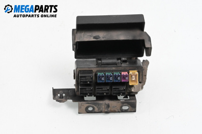 Tablou cu siguranțe for Chevrolet Captiva SUV (06.2006 - ...) 2.0 D 4WD, 150 hp