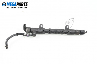 Fuel rail for Toyota Avensis III Station Wagon (02.2009 - 10.2018) 2.0 D-4D (ADT270), 124 hp