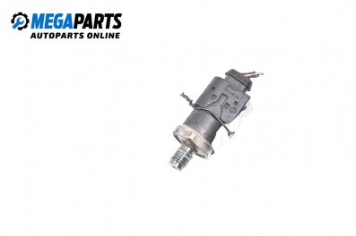 Sensor kraftstoffdruck for Mercedes-Benz C-Class Sedan (W203) (05.2000 - 08.2007)