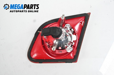 Innere bremsleuchte for Volkswagen Passat V Sedan B6 (03.2005 - 12.2010), sedan, position: links