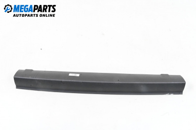 Exterior moulding for Land Rover Discovery III SUV (07.2004 - 09.2009), suv, position: rear