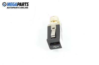 USB-kupplung for BMW 5 Series F10 Sedan F10 (01.2009 - 02.2017) 535 i, 306 hp
