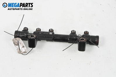 Fuel rail for Peugeot 308 Station Wagon II (03.2014 - ...) 1.6 BlueHDi 120, 120 hp, № 9804776780