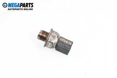 Sensor kraftstoffdruck for Volkswagen Passat VII Variant B8 (08.2014 - 12.2019)