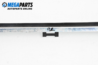 Material profilat for BMW 5 Series E39 Sedan (11.1995 - 06.2003), sedan, position: dreaptă - fața