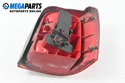 Bremsleuchte for Volkswagen Passat III Variant B5 (05.1997 - 12.2001), combi, position: links