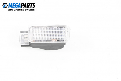 Plafonieră interioară for Volkswagen Phaeton Sedan (04.2002 - 03.2016)