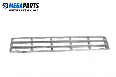 Bumper grill for Volkswagen Golf IV Hatchback (08.1997 - 06.2005), hatchback, position: front