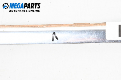 Material profilat exterior for Audi Q7 SUV I (03.2006 - 01.2016), suv, position: stânga
