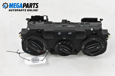 Panou aer condiționat for Volkswagen Jetta V Sedan (09.2004 - 10.2010)