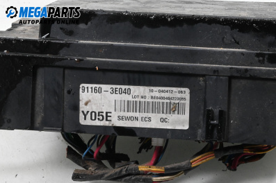 Fuse box for Kia Sorento I SUV (08.2002 - 12.2009) 2.5 CRDi, 140 hp, № 91160-3E040
