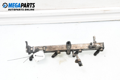 Fuel rail for BMW 3 Series E36 Sedan (09.1990 - 02.1998) 316 i, 102 hp