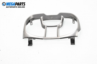 Consola centrală for Chevrolet Orlando Van (J309) (01.2010 - ...)