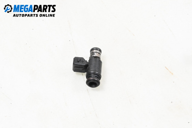 Gasoline fuel injector for Volkswagen Golf IV Hatchback (08.1997 - 06.2005) 2.3 V5 4motion, 150 hp