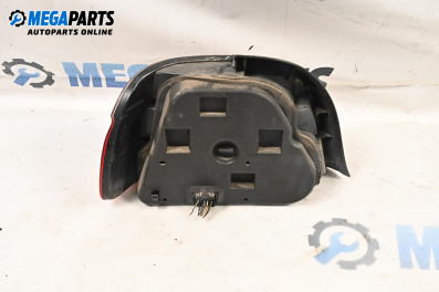 Bremsleuchte for BMW 5 Series E39 Sedan (11.1995 - 06.2003), sedan, position: rechts