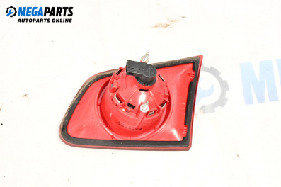 Innere bremsleuchte for Volkswagen Passat V Variant B6 (08.2005 - 11.2011), combi, position: links