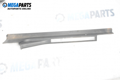 Prag interior for Mercedes-Benz C-Class Sedan (W203) (05.2000 - 08.2007), 5 uși, sedan, position: stânga - fața