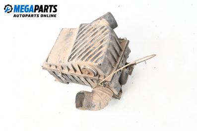 Carcasă filtru de aer for Volkswagen Passat II Variant B3, B4 (02.1988 - 06.1997) 1.8