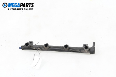 Benzin-einspritzleiste for Seat Ibiza III Hatchback (02.2002 - 11.2009) 1.4 16V, 75 hp