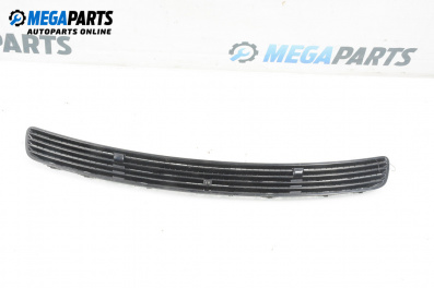 Gitter for Mercedes-Benz C-Class Sedan (W203) (05.2000 - 08.2007), sedan, position: vorderseite