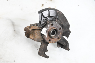 Achsschenkel radnabe for Volkswagen Jetta IV Sedan (07.1999 - 12.2005), position: links, vorderseite
