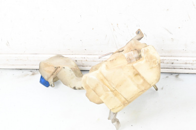 Waschwasserbehälter für scheibenwaschanlage for Volkswagen Passat IV Sedan B5.5 (10.2000 - 12.2005)