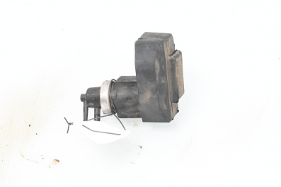 Vacuum valve for Volkswagen Passat IV Sedan B5.5 (10.2000 - 12.2005) 2.5 TDI 4motion, 150 hp