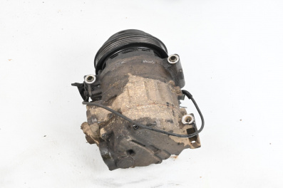 Kompressor klimaanlage for Volkswagen Passat IV Sedan B5.5 (10.2000 - 12.2005) 2.5 TDI 4motion, 150 hp, automatic