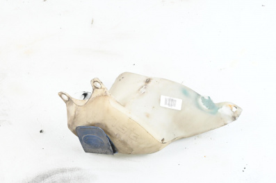 Windshield washer reservoir for Volkswagen Polo Hatchback II (10.1994 - 10.1999)