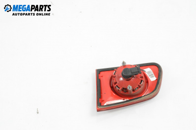Innere bremsleuchte for Volkswagen Passat V Variant B6 (08.2005 - 11.2011), combi, position: links