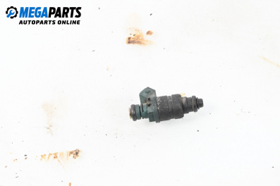 Duza benzină for Seat Toledo II Sedan (10.1998 - 05.2006) 1.6, 100 hp
