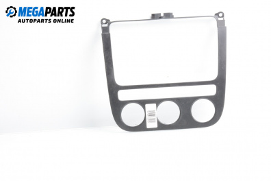 Zentralkonsole for Volkswagen Golf V Hatchback (10.2003 - 02.2009)