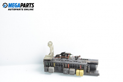 Fuse box for Mercedes-Benz C-Class Coupe (CL203) (03.2001 - 06.2007) C 220 CDI, 136 hp