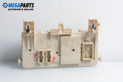 Fuse box for Mazda 3 Hatchback I (10.2003 - 12.2009) 1.6, 105 hp