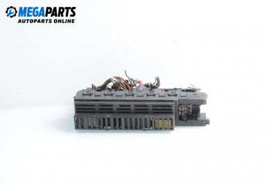 Fuse box for Mercedes-Benz E-Class Sedan (W211) (03.2002 - 03.2009) E 220 CDI (211.006), 150 hp