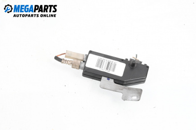 Antenna booster for Mercedes-Benz M-Class SUV (W163) (02.1998 - 06.2005)