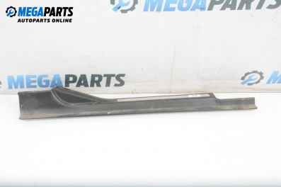 Interior plastic for Mercedes-Benz C-Class Estate (S203) (03.2001 - 08.2007), 5 doors, station wagon, position: right
