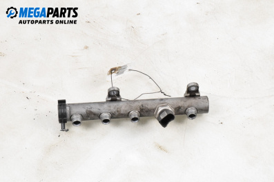 Fuel rail for Audi A8 Sedan 4E (10.2002 - 07.2010) 3.0 TDI quattro, 233 hp