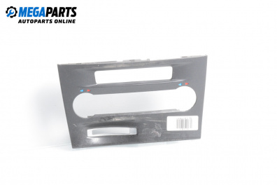 Central console for Renault Laguna II Grandtour (03.2001 - 12.2007)